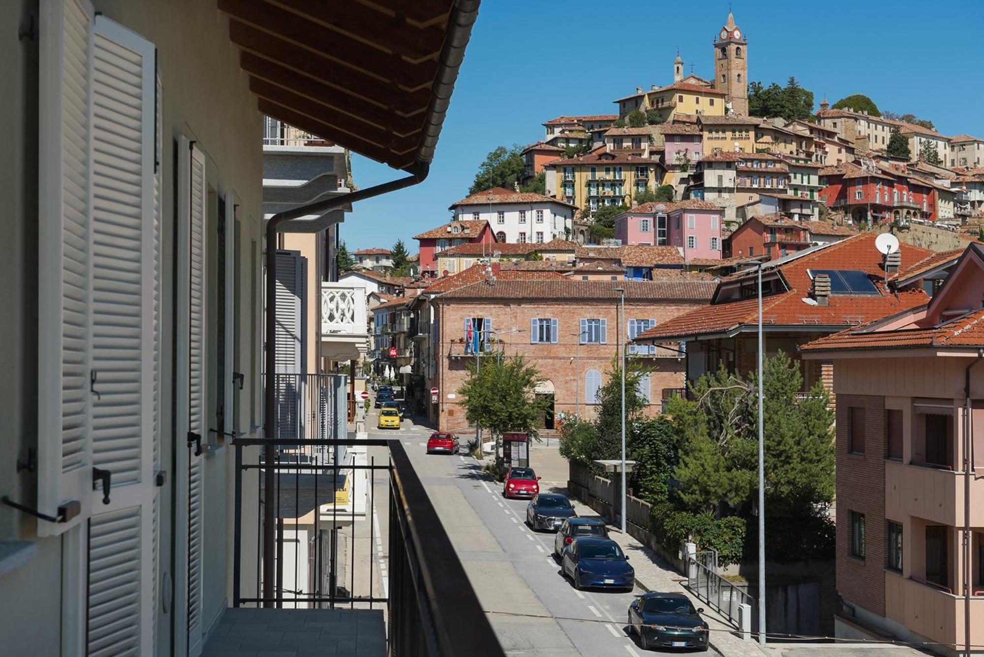 Appartamenti Rocca - Cav La Casa Di Rosa Monforte dʼAlba Exterior foto